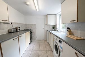 Photo 16- click for photo gallery